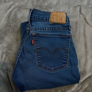 Levi’s super skinny jeans
